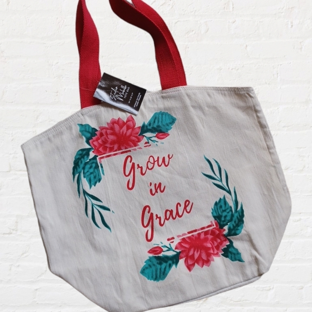 🎯🎯SALE🎯🎯 NWT Red Floral Grow in Grace Canvas Tote Bag